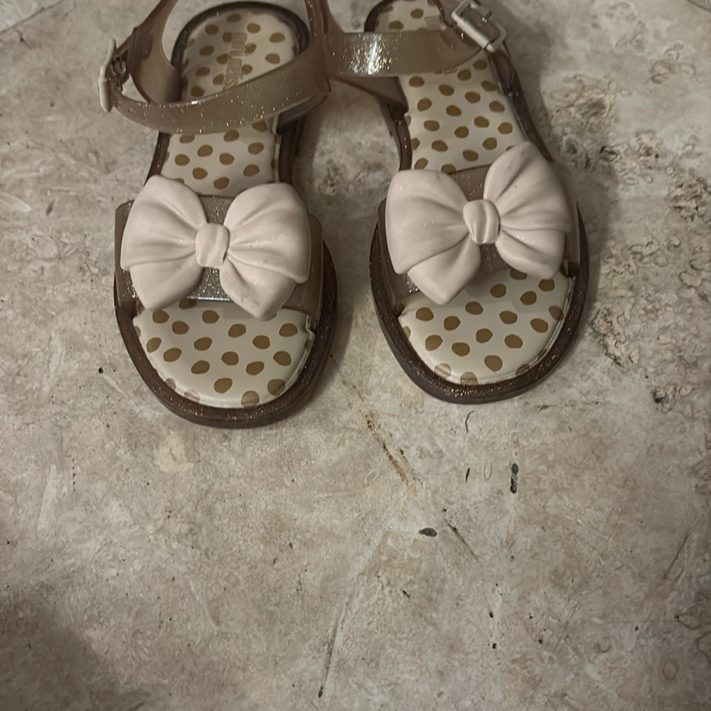 Mini Melissa Cream and Tan Dress Shoes with Textured Footbed